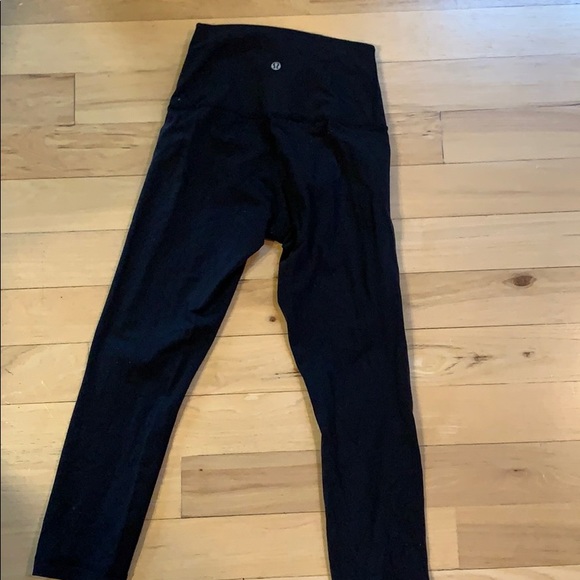 lululemon athletica Pants - Lululemon Wunder Under high waisted crop leggings